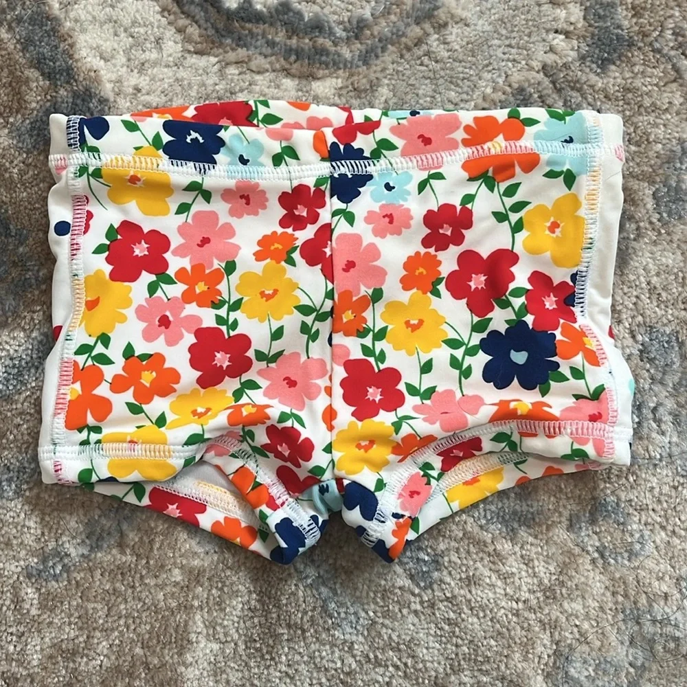 HANNA ANDERSSON Baby Rainbow Floral Rashguard with Swim Trunks, Size 60 (3-6M)